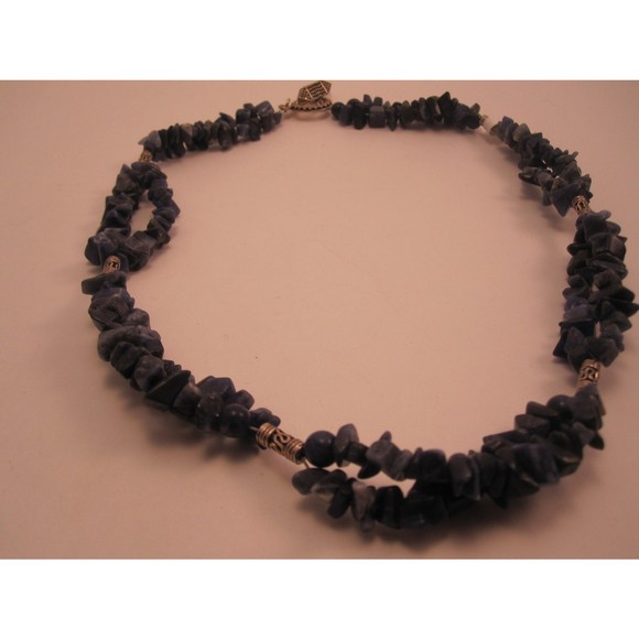 Necklace- Sodalite and Bali silver twin intertwined strands - Picture 2 of 4